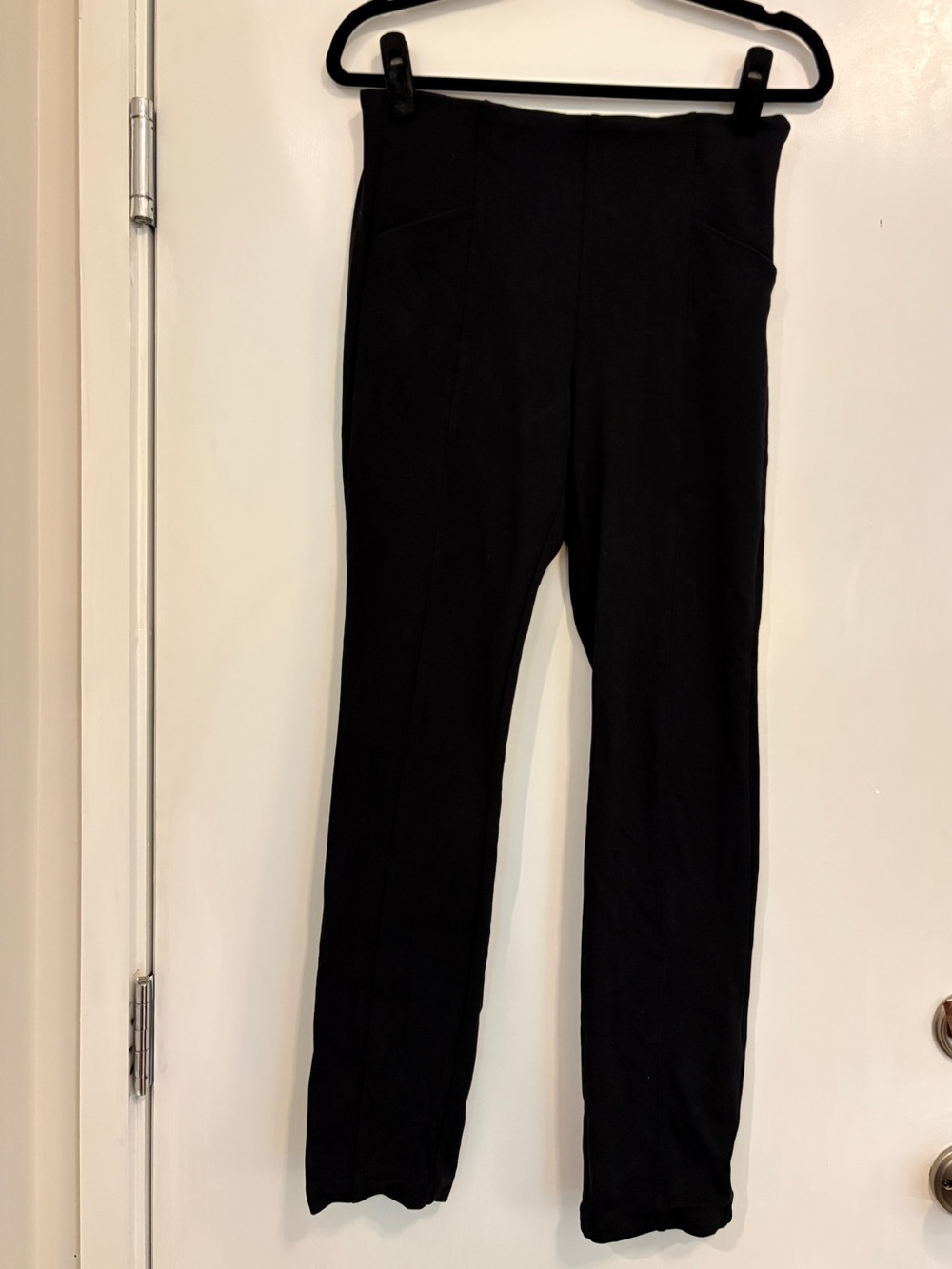 Athleta Seamed Black Straight leg pants